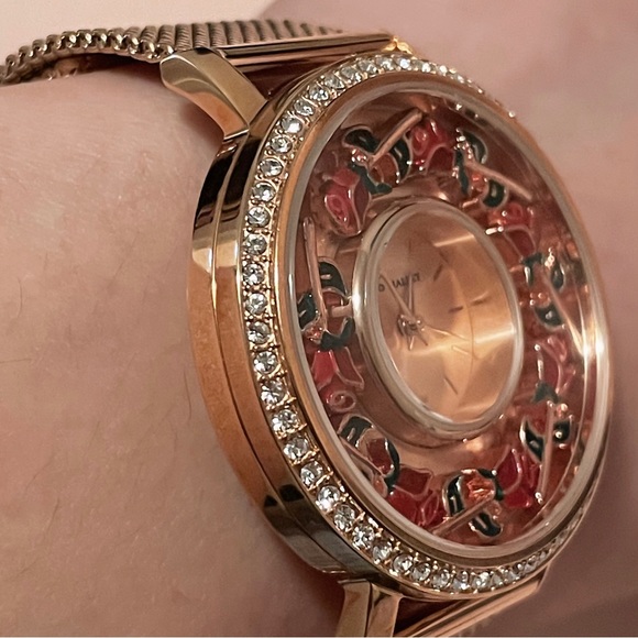 JUNO MALLET Crystal Lively Locket Watch Rose Gold Minimalist Watch - Picture 7 of 16